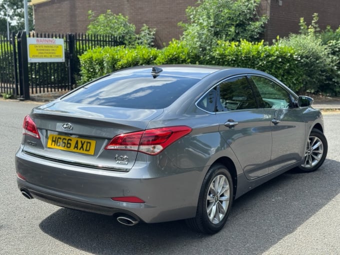 2025 Hyundai I40