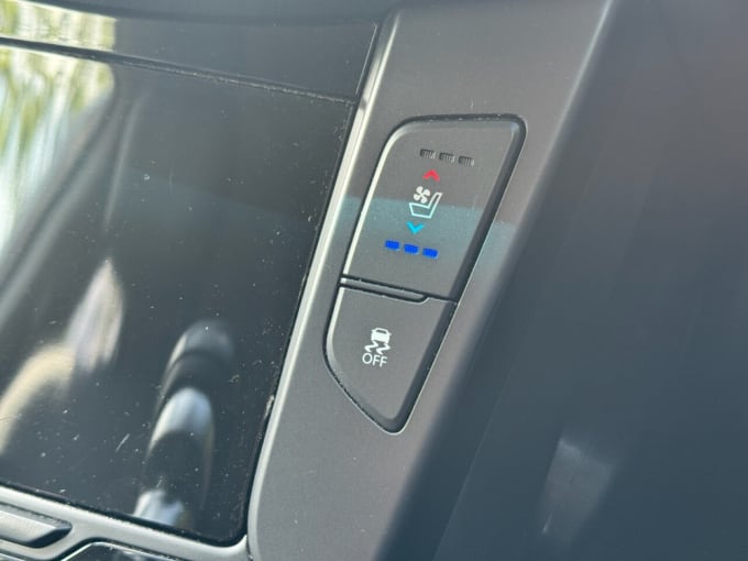 2025 Hyundai I40