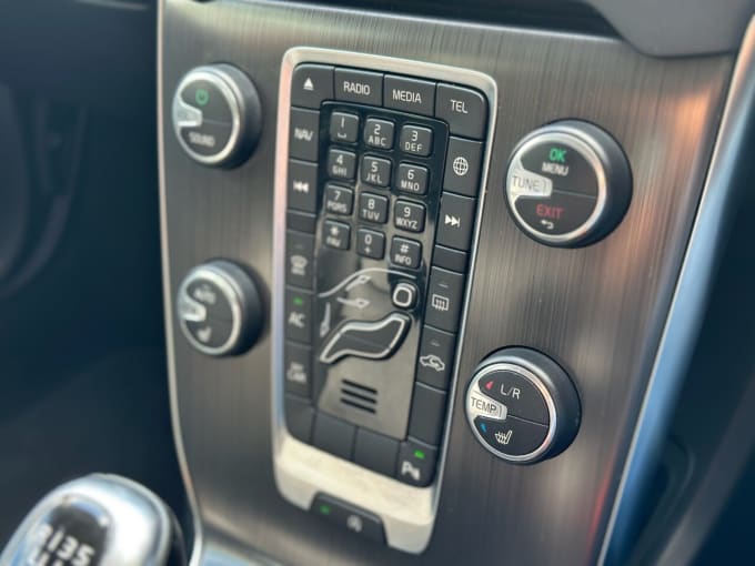 2015 Volvo V40