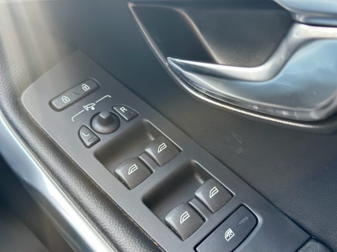 2015 Volvo V40