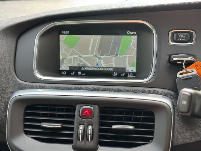 2015 Volvo V40
