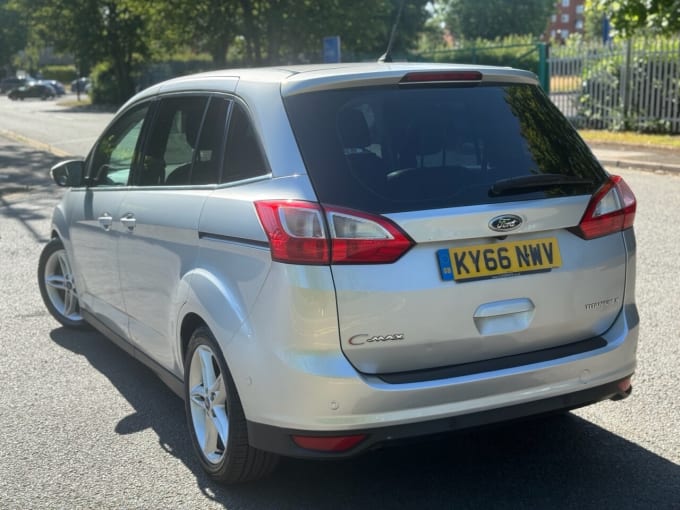 2025 Ford Grand C-max
