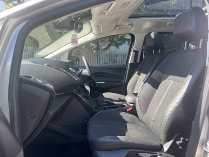 2025 Ford Grand C-max