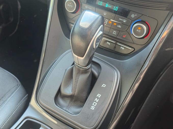 2025 Ford Grand C-max