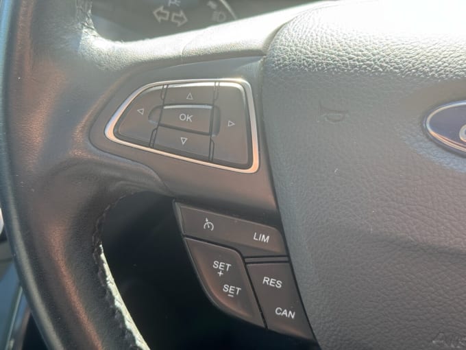 2025 Ford Grand C-max