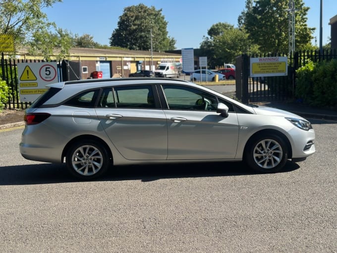 2025 Vauxhall Astra