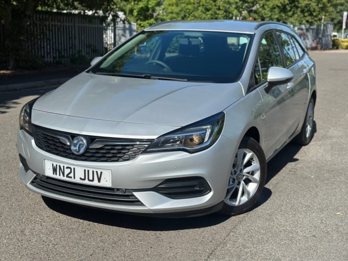 2025 Vauxhall Astra