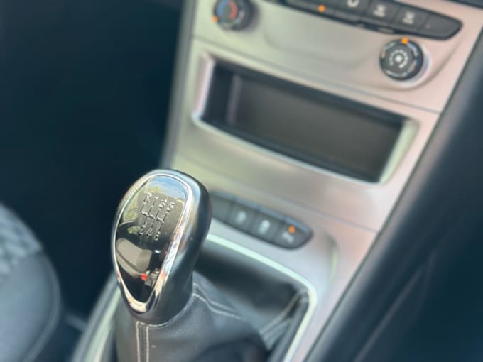 2025 Vauxhall Astra
