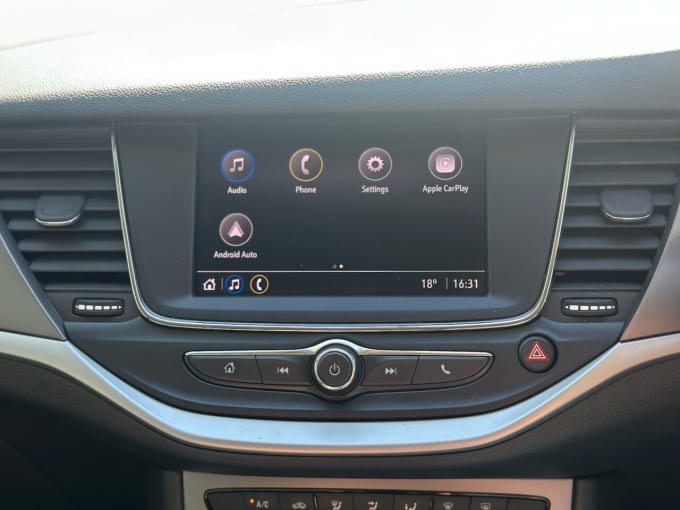 2025 Vauxhall Astra