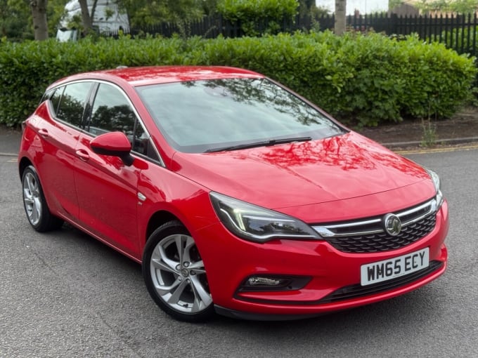 2025 Vauxhall Astra