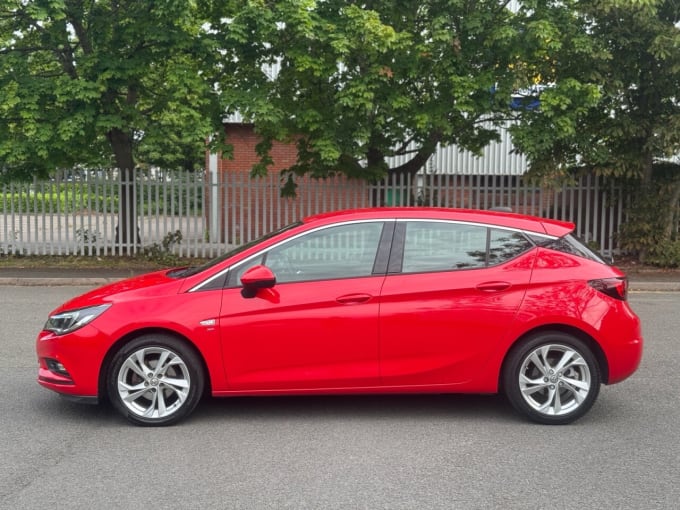 2025 Vauxhall Astra