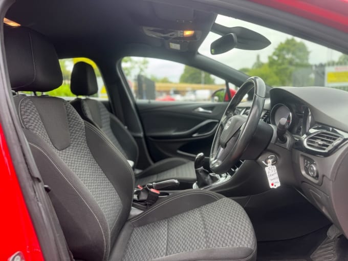 2025 Vauxhall Astra