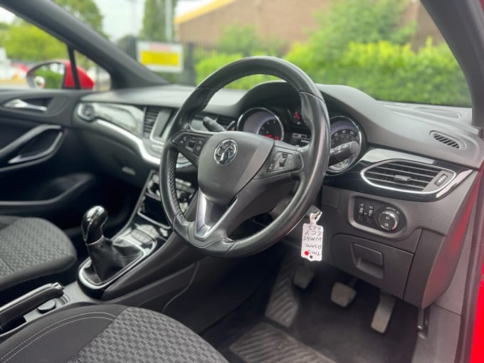 2025 Vauxhall Astra