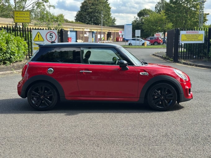 2025 Mini Hatch