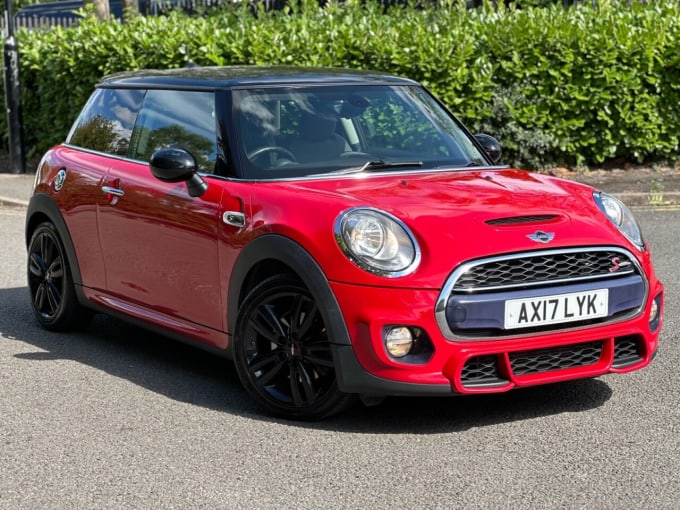 2025 Mini Hatch