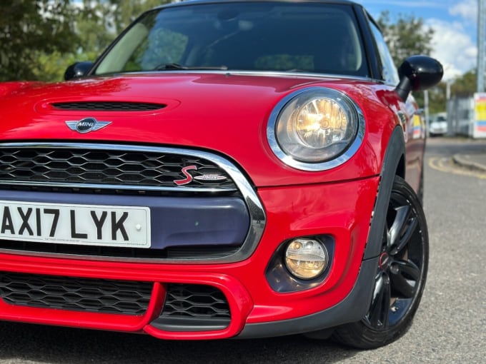 2025 Mini Hatch