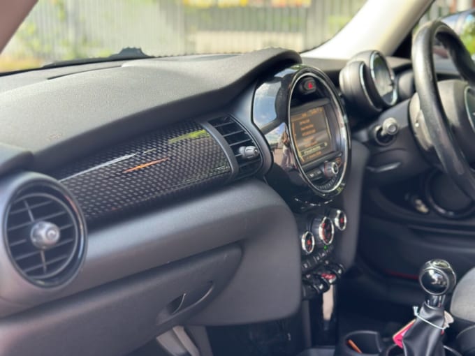 2025 Mini Hatch