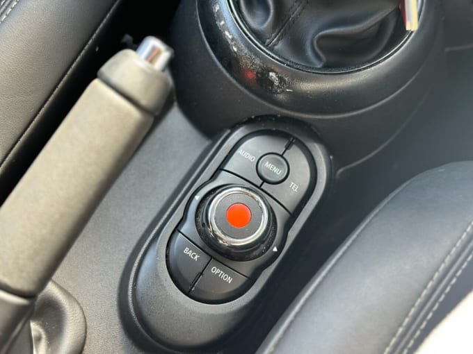 2025 Mini Hatch