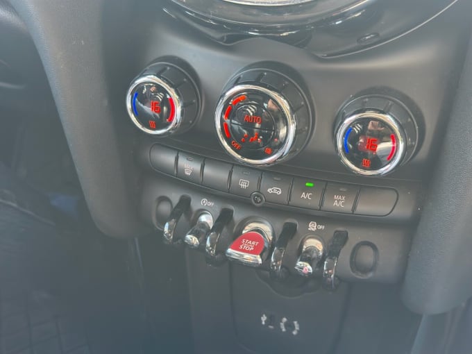 2025 Mini Hatch