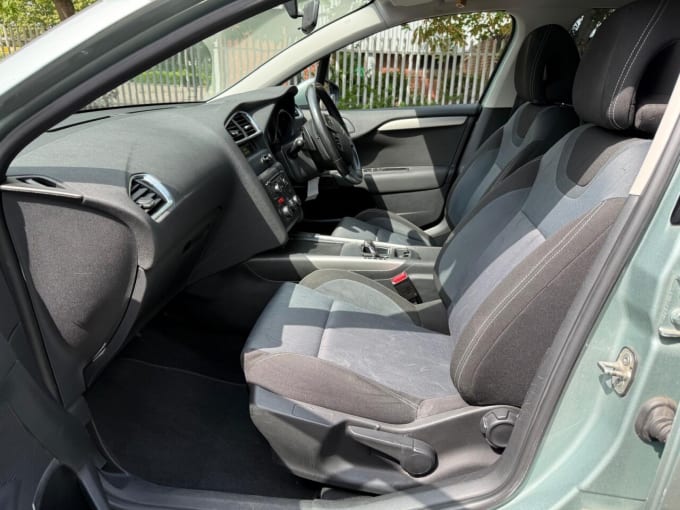 2025 Citroen C4