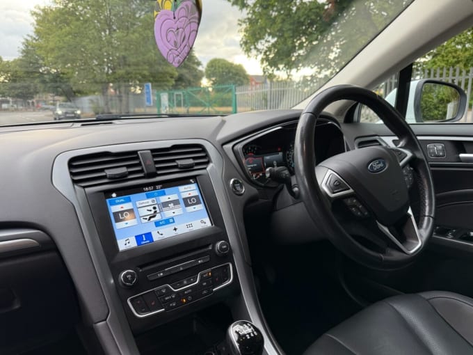 2025 Ford Mondeo