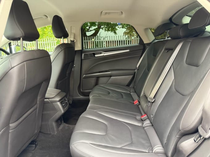 2025 Ford Mondeo