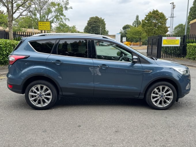 2025 Ford Kuga