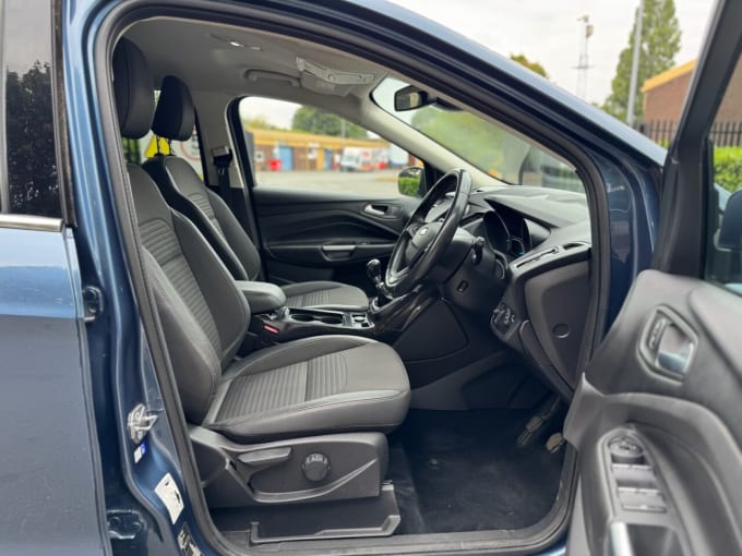 2025 Ford Kuga