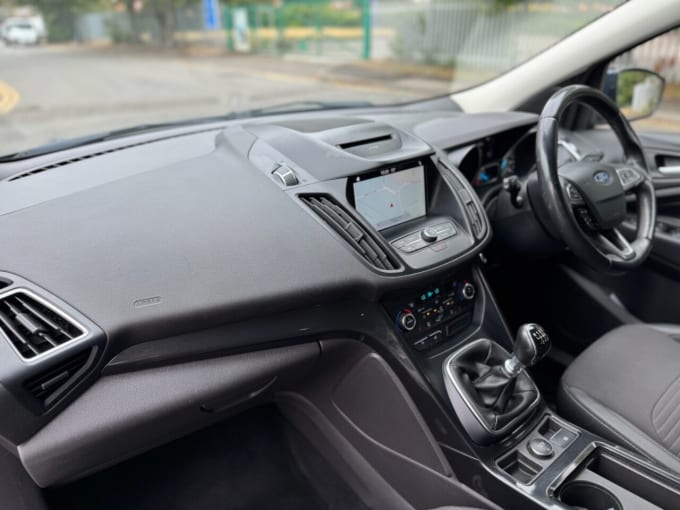 2025 Ford Kuga
