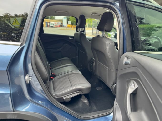 2025 Ford Kuga