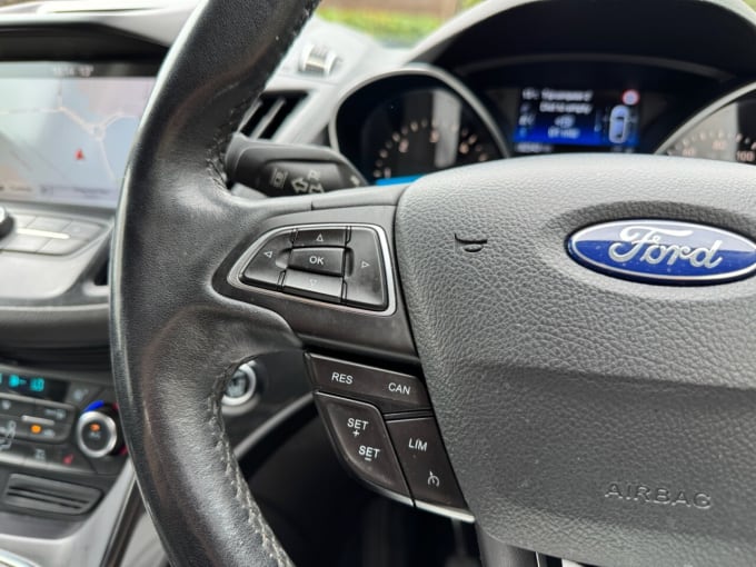 2025 Ford Kuga