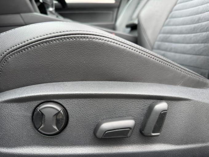 2025 Volkswagen Passat
