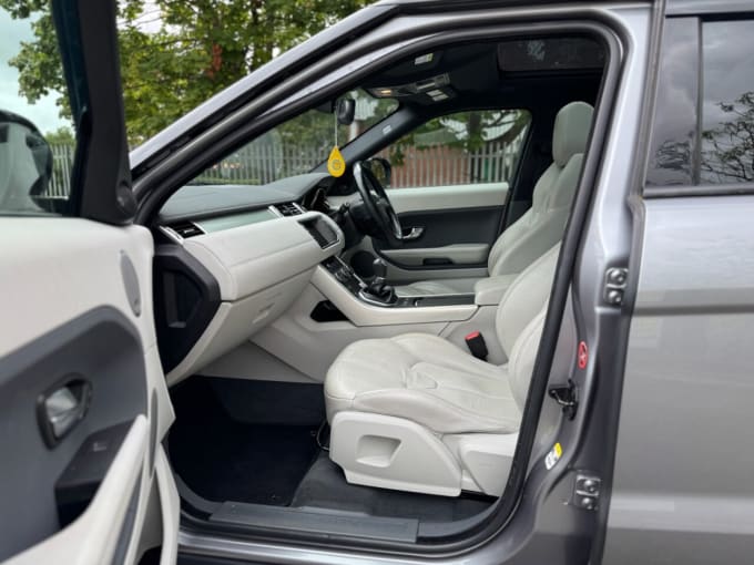 2025 Land Rover Range Rover Evoque