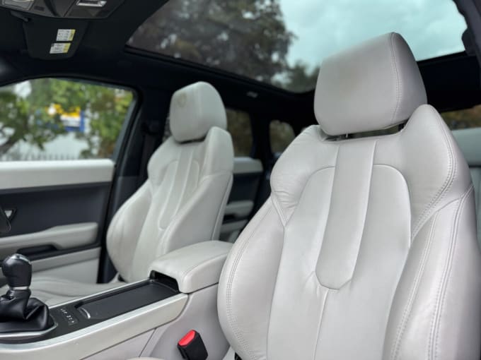 2025 Land Rover Range Rover Evoque