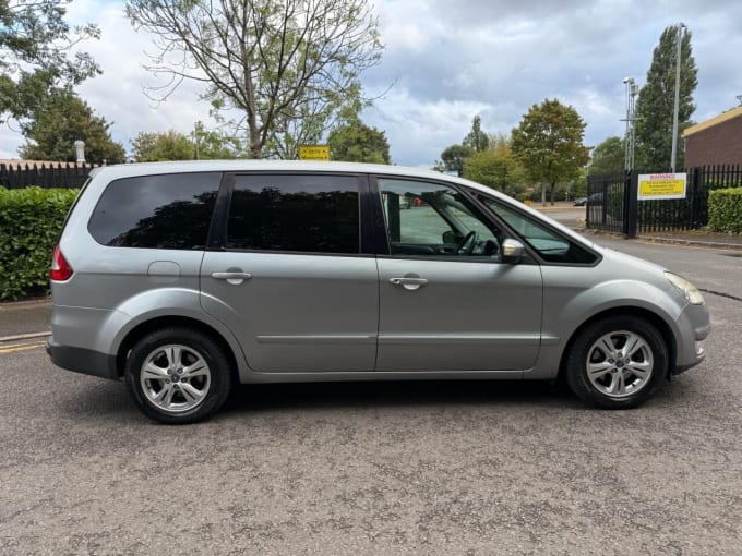 2025 Ford Galaxy