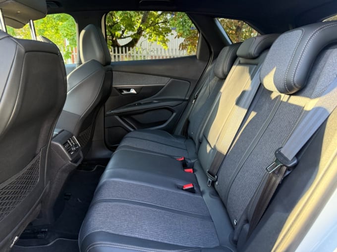 2025 Peugeot 3008