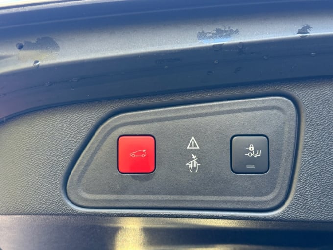 2025 Peugeot 3008