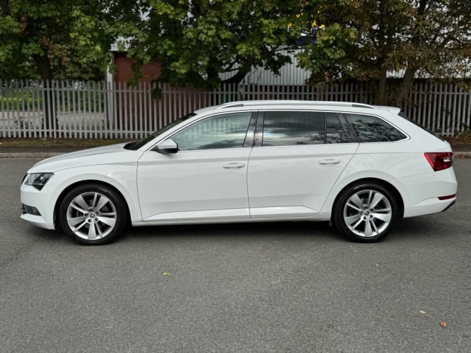 2025 Skoda Superb
