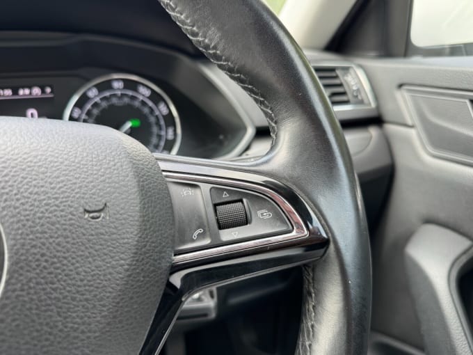 2025 Skoda Superb