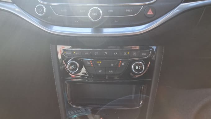 2019 Vauxhall Astra
