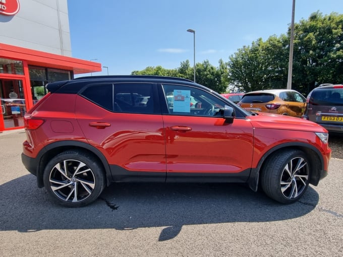 2024 Volvo Xc40