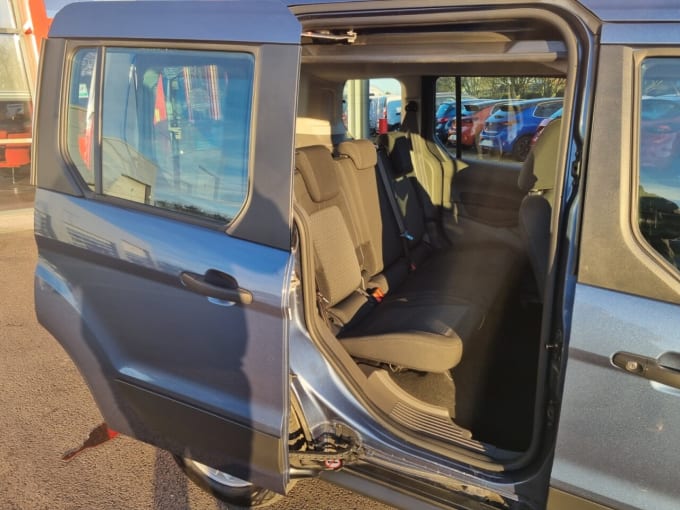 2025 Ford Tourneo Connect