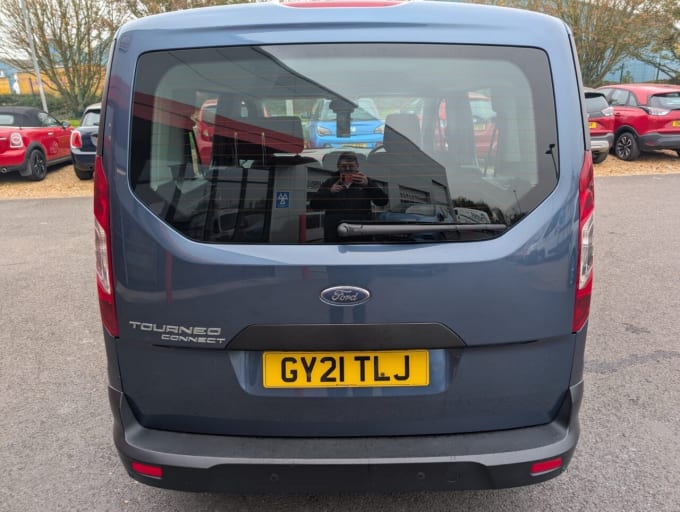 2025 Ford Tourneo Connect