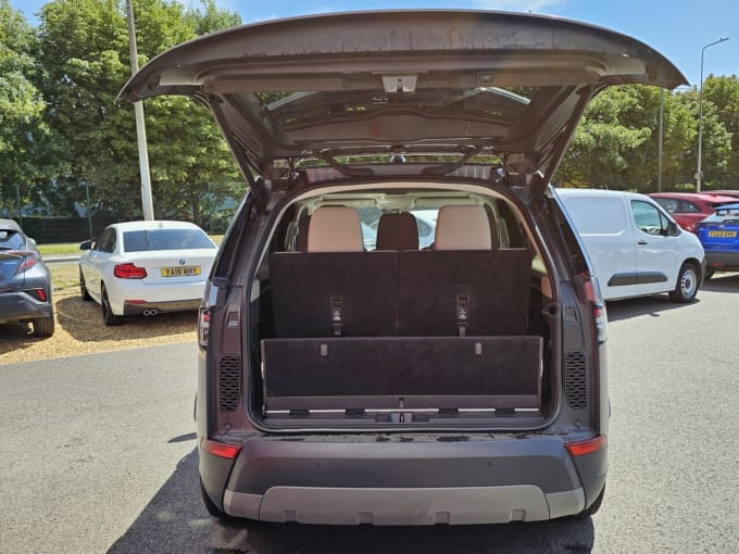 2025 Land Rover Discovery