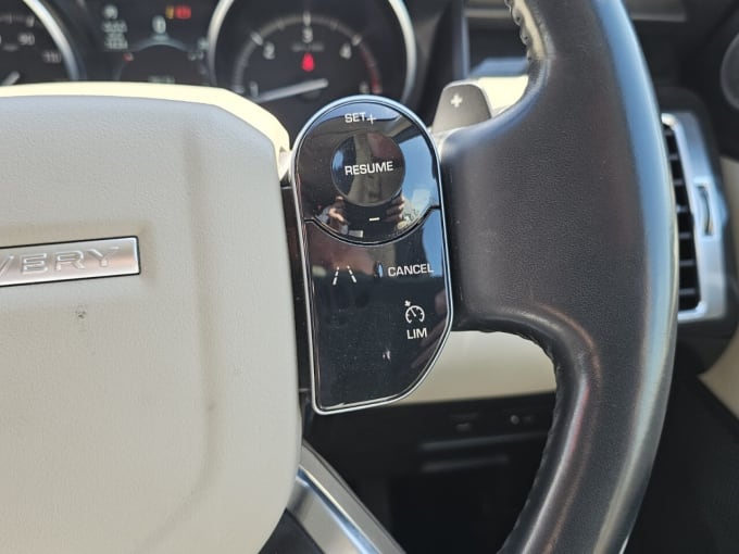 2025 Land Rover Discovery