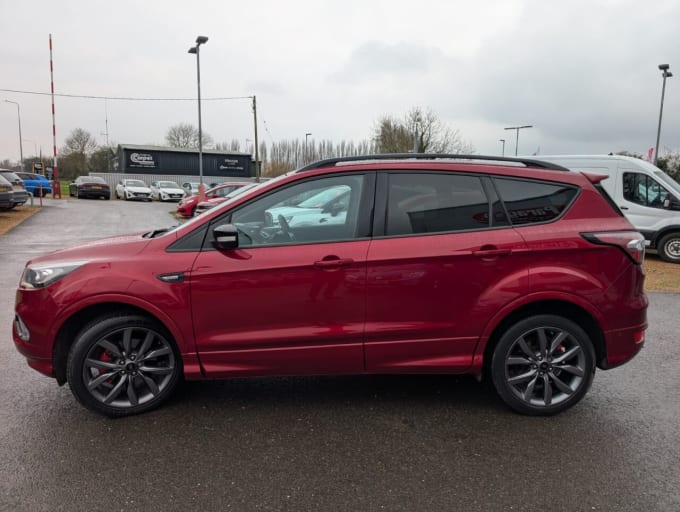 2025 Ford Kuga