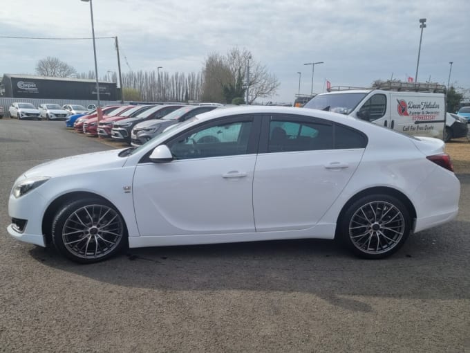 2025 Vauxhall Insignia