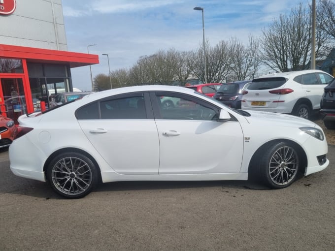 2025 Vauxhall Insignia