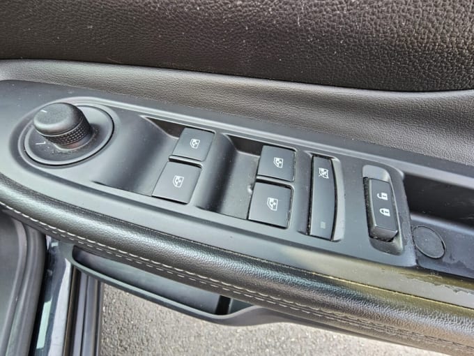 2025 Vauxhall Mokka X