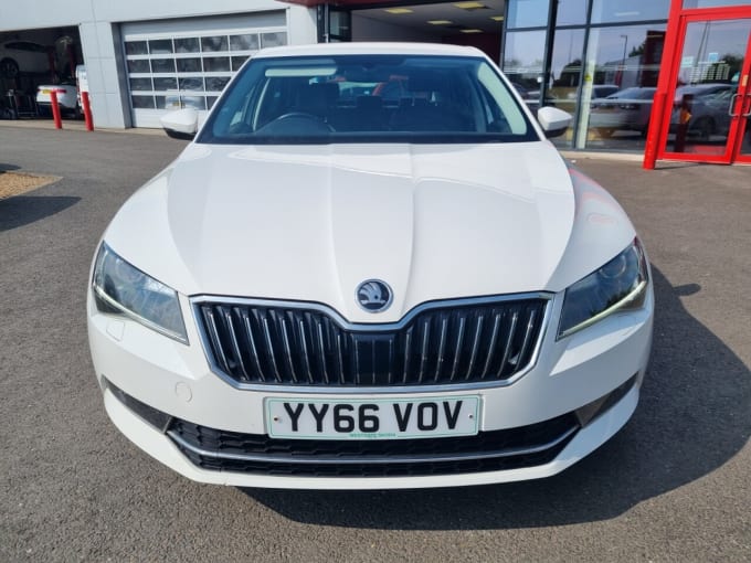 2025 Skoda Superb